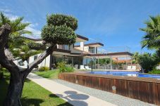 Villa en Ametlla de Mar - Isabella. spacious modern villa with... Villa en Ametlla de Mar - Isabella. spacious modern villa with...