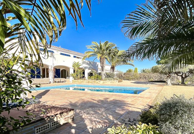 Villa en Ametlla de Mar - Villa Oceana stunning 6bedroom villa with sea view