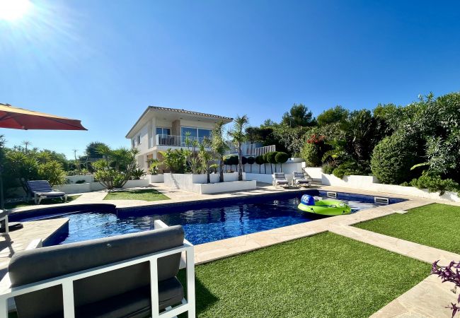 Villa/Dettached house in El Perelló - Afortunada - air-conditioning in all bedrooms with