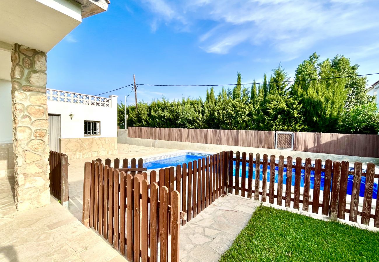 Villa in Ametlla de Mar - Villa Blanca Villa in Ametlla de Mar - Villa Blanca
