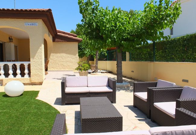 Villa in Ametlla de Mar - Villa Esperanza Villa in Ametlla de Mar - Villa Esperanza