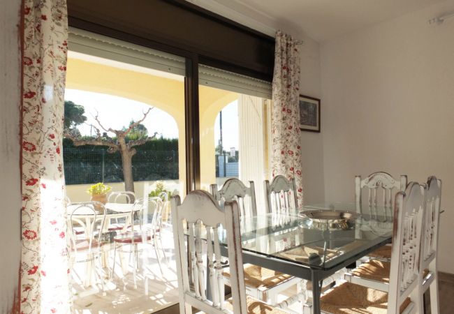 Villa in Ametlla de Mar - Villa Esperanza Villa in Ametlla de Mar - Villa Esperanza