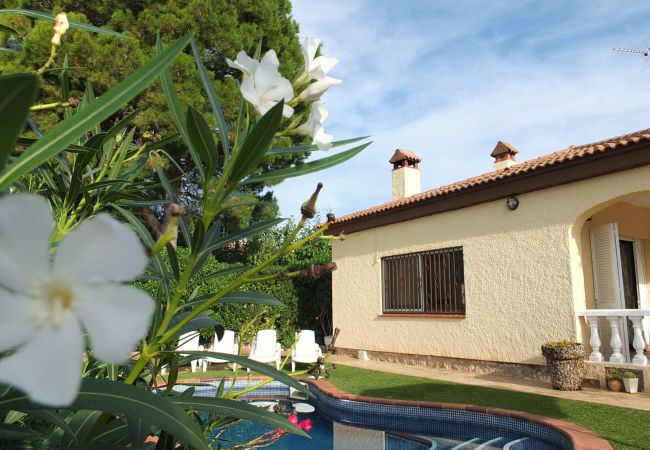 Villa in Ametlla de Mar - Villa Esperanza Villa in Ametlla de Mar - Villa Esperanza