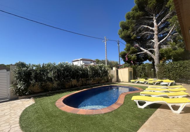 Villa in Ametlla de Mar - Villa Esperanza Villa in Ametlla de Mar - Villa Esperanza