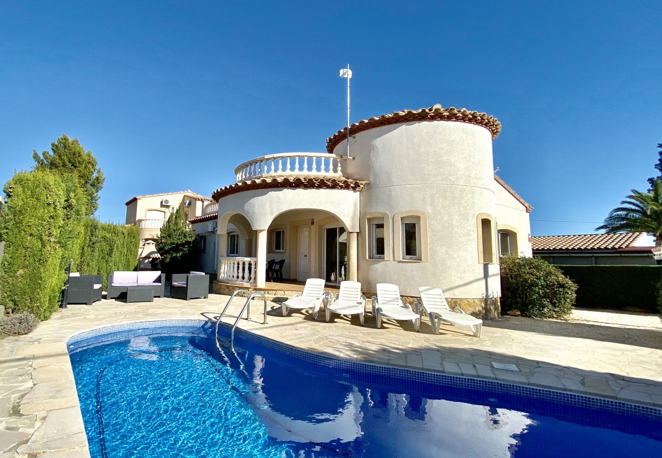 Villa in Ametlla de Mar - Villa Avondale Villa in Ametlla de Mar - Villa Avondale