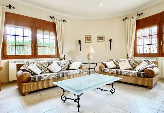 Villa in Ametlla de Mar - Villa Leonore Villa in Ametlla de Mar - Villa Leonore