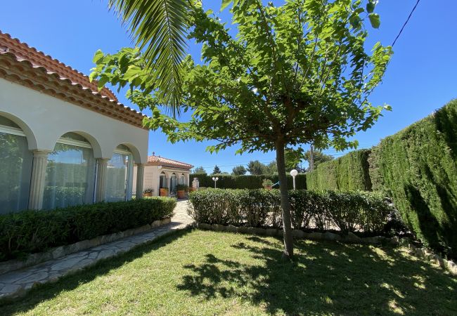 Villa in Ametlla de Mar - Villa Leonore Villa in Ametlla de Mar - Villa Leonore