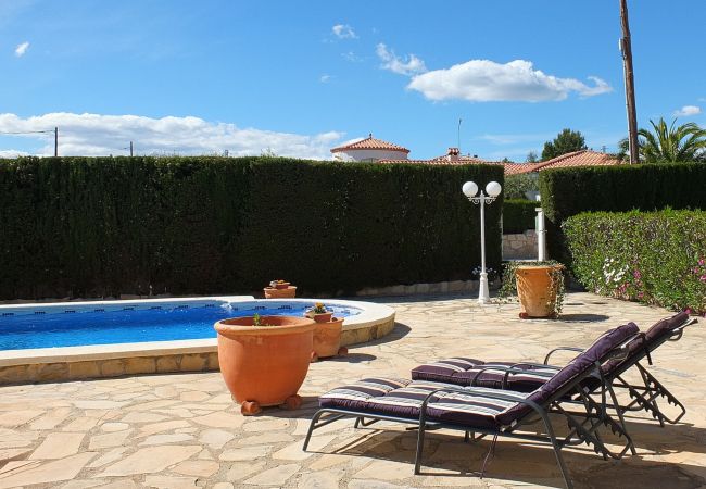 Villa in Ametlla de Mar - Villa Leonore Villa in Ametlla de Mar - Villa Leonore