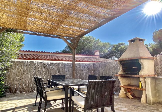 Villa in Ametlla de Mar - Villa Melaza Villa in Ametlla de Mar - Villa Melaza