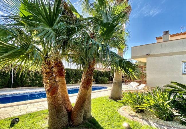 Villa in Ametlla de Mar - Villa Martina Villa in Ametlla de Mar - Villa Martina