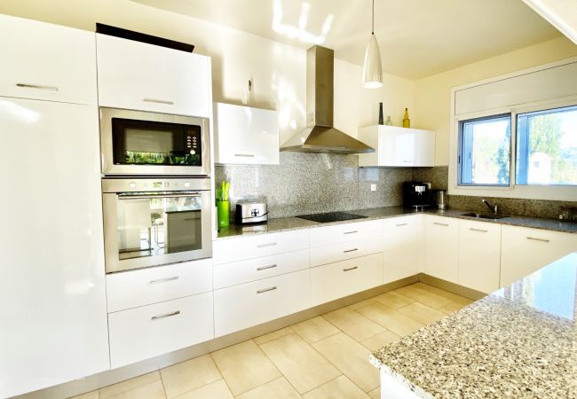 Villa in Ametlla de Mar - Villa Mimosa Villa in Ametlla de Mar - Villa Mimosa