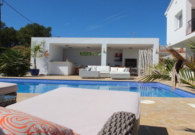 Villa in Ametlla de Mar - Villa Mimosa Villa in Ametlla de Mar - Villa Mimosa