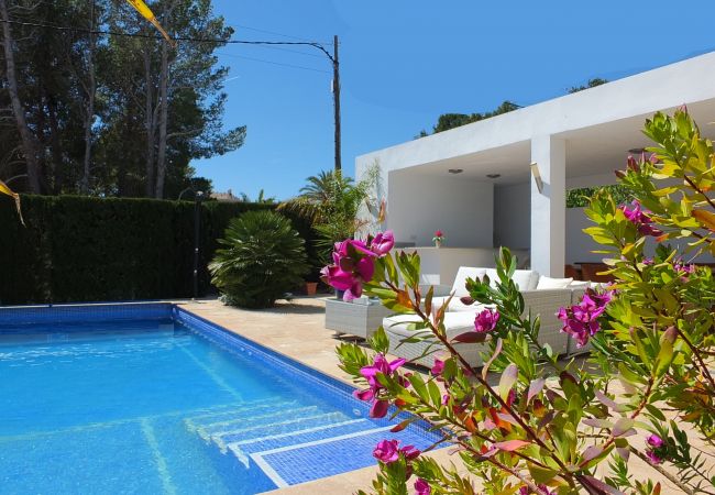 Villa in Ametlla de Mar - Villa Mimosa Villa in Ametlla de Mar - Villa Mimosa