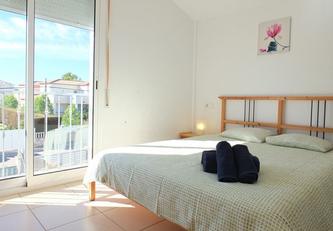 Villa in Ametlla de Mar - Villa Ariana Villa in Ametlla de Mar - Villa Ariana