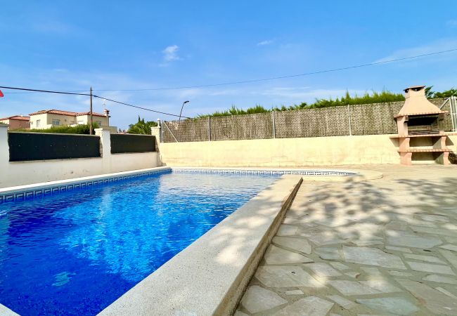 Villa in Ametlla de Mar - Villa Ariana Villa in Ametlla de Mar - Villa Ariana