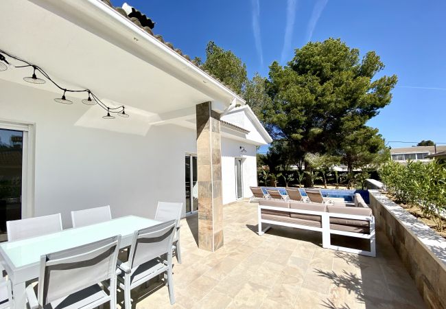 Villa in Ametlla de Mar - Villa Bouganvilla Villa in Ametlla de Mar - Villa Bouganvilla