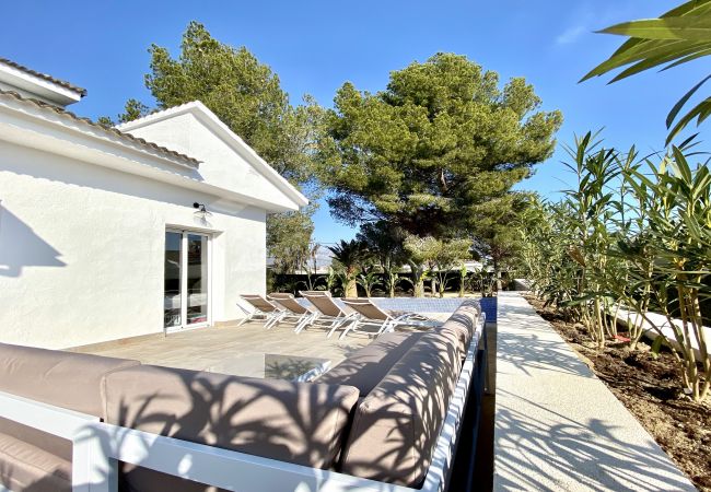 Villa in Ametlla de Mar - Villa Bouganvilla Villa in Ametlla de Mar - Villa Bouganvilla