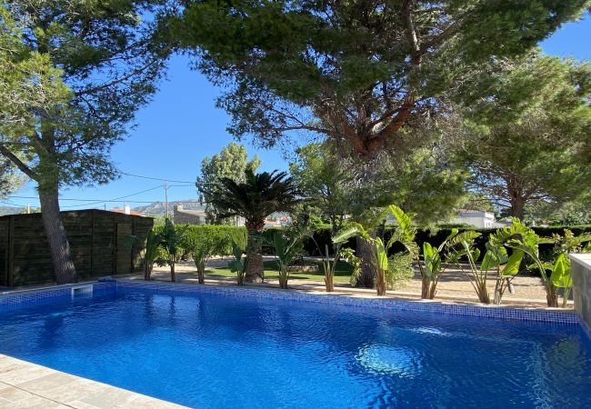 Villa in Ametlla de Mar - Villa Bouganvilla Villa in Ametlla de Mar - Villa Bouganvilla