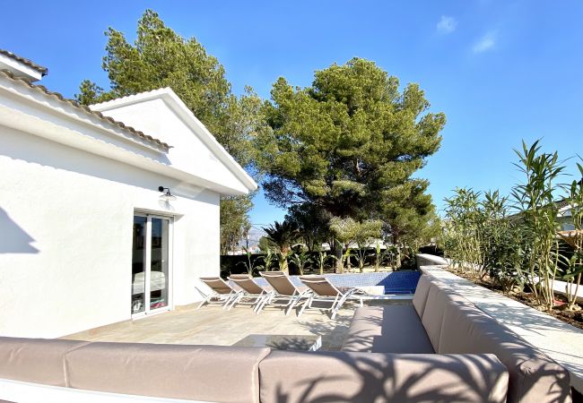 Villa in Ametlla de Mar - Villa Bouganvilla Villa in Ametlla de Mar - Villa Bouganvilla