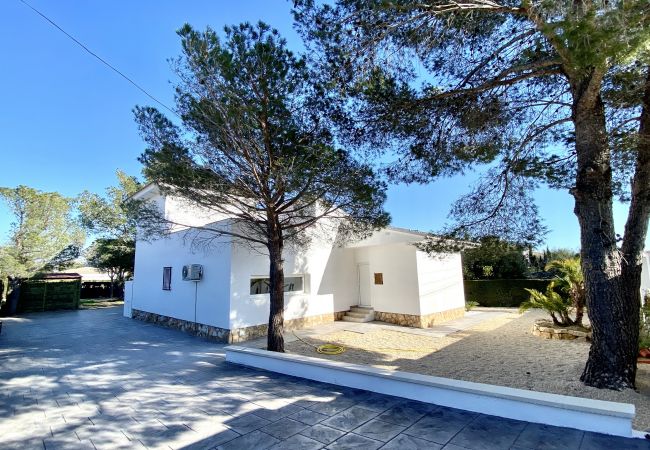 Villa in Ametlla de Mar - Villa Bouganvilla Villa in Ametlla de Mar - Villa Bouganvilla
