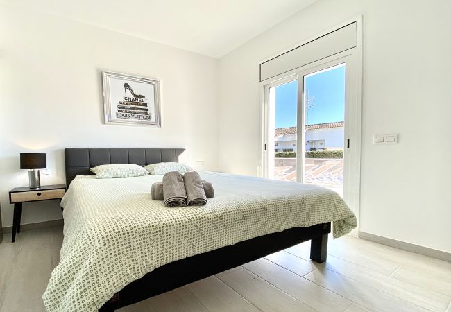 Villa in Ametlla de Mar - Villa Bouganvilla Villa in Ametlla de Mar - Villa Bouganvilla