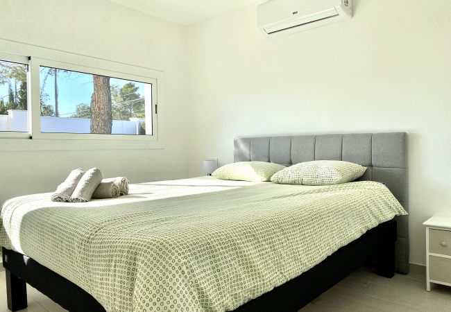 Villa in Ametlla de Mar - Villa Bouganvilla Villa in Ametlla de Mar - Villa Bouganvilla