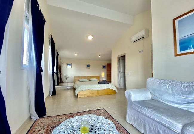 Villa in Ametlla de Mar - Villa Libelula Villa in Ametlla de Mar - Villa Libelula