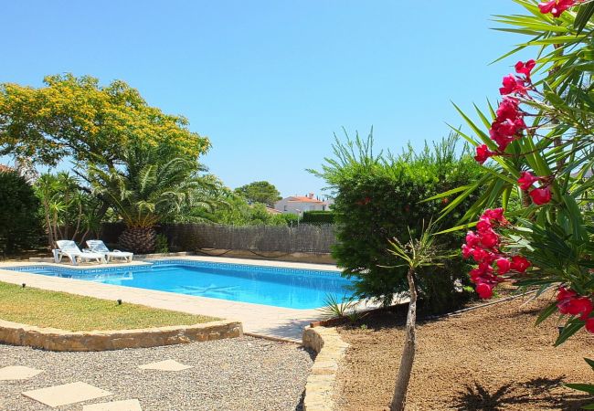 Villa in Ametlla de Mar - Villa Libelula Villa in Ametlla de Mar - Villa Libelula