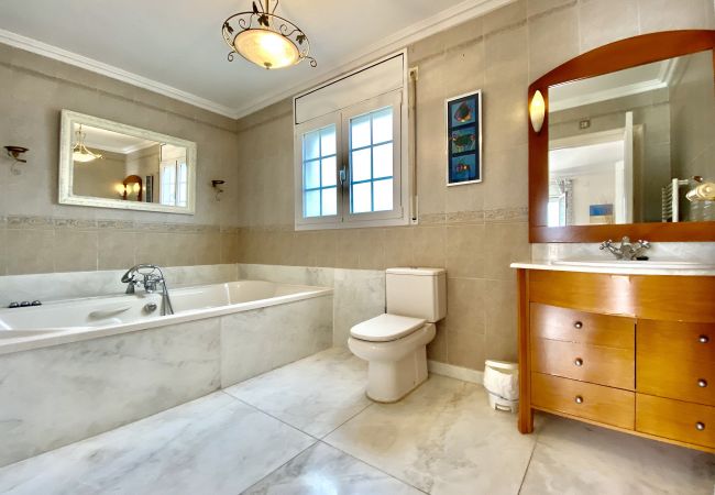 Villa in Ametlla de Mar - Villa Preciosa Villa in Ametlla de Mar - Villa Preciosa