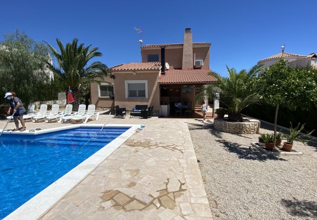 Villa in Ametlla de Mar - Villa Nerea Villa in Ametlla de Mar - Villa Nerea