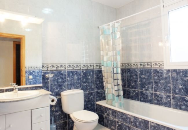 Villa in Ametlla de Mar - Villa Oasis Villa in Ametlla de Mar - Villa Oasis