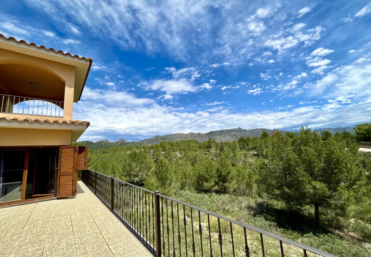 Villa in Ametlla de Mar - Villa Violeta 5bedroom air conditoned villa Villa in Ametlla de Mar - Villa Violeta 5bedroom air conditoned villa