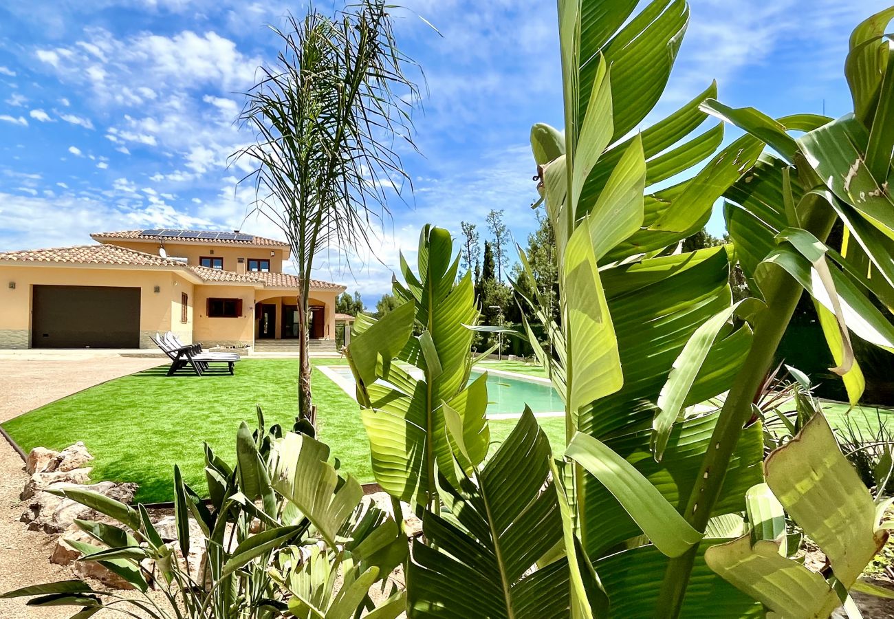 Villa in Ametlla de Mar - Villa Violeta 5bedroom air conditoned villa Villa in Ametlla de Mar - Villa Violeta 5bedroom air conditoned villa