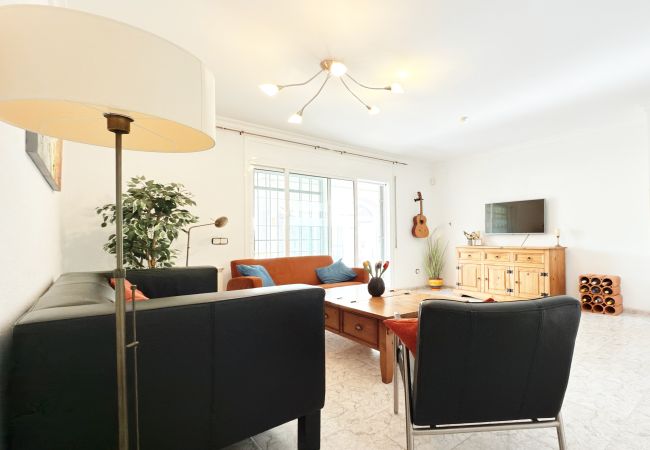 Villa in Ametlla de Mar - Villa family with large private swimming pool Villa in Ametlla de Mar - Villa family with large private swimming pool