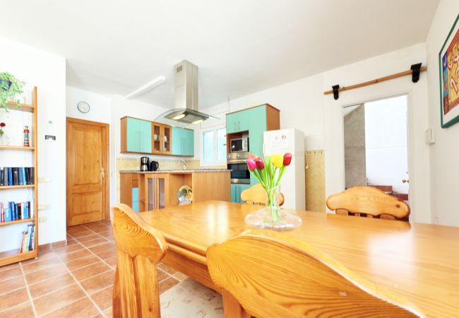 Villa in Ametlla de Mar - Villa family with large private swimming pool Villa in Ametlla de Mar - Villa family with large private swimming pool