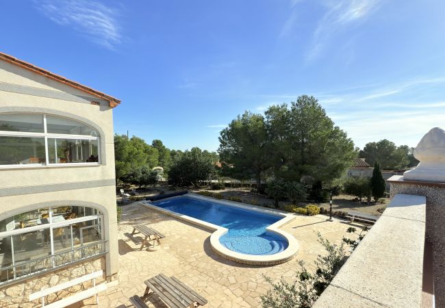 Villa in Ametlla de Mar - Villa family with large private swimming pool Villa in Ametlla de Mar - Villa family with large private swimming pool