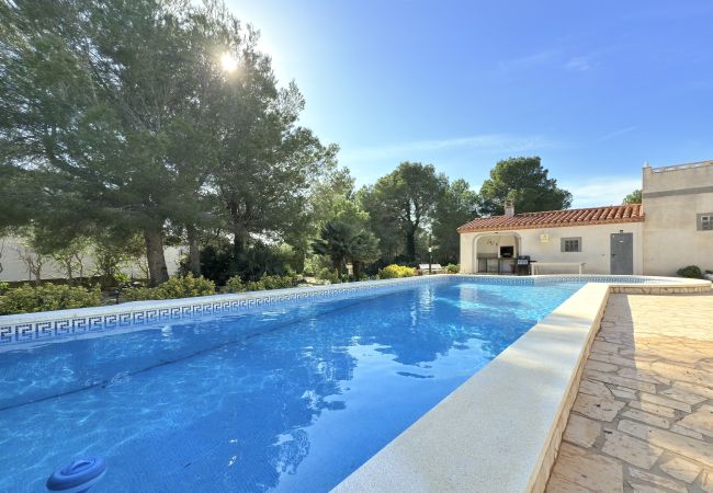 Villa in Ametlla de Mar - Villa family with large private swimming pool Villa in Ametlla de Mar - Villa family with large private swimming pool