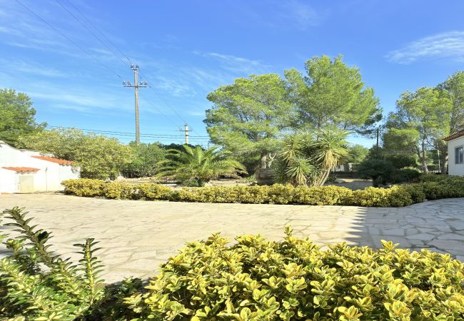 Villa in Ametlla de Mar - Villa family with large private swimming pool Villa in Ametlla de Mar - Villa family with large private swimming pool