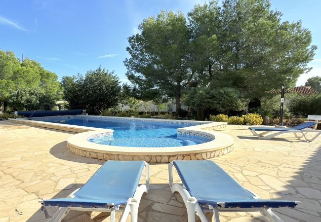 Villa in Ametlla de Mar - Villa family with large private swimming pool Villa in Ametlla de Mar - Villa family with large private swimming pool