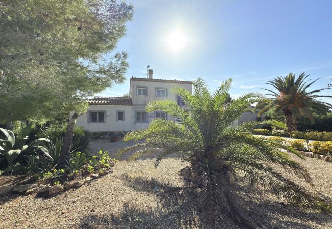 Villa in Ametlla de Mar - Villa family with large private swimming pool Villa in Ametlla de Mar - Villa family with large private swimming pool
