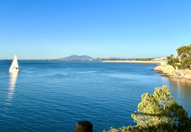 Villa in Ametlla de Mar - Villa family with large private swimming pool Villa in Ametlla de Mar - Villa family with large private swimming pool