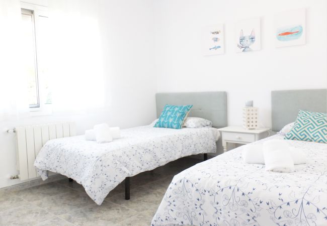 Villa in Ametlla de Mar - Villa Layla Villa in Ametlla de Mar - Villa Layla